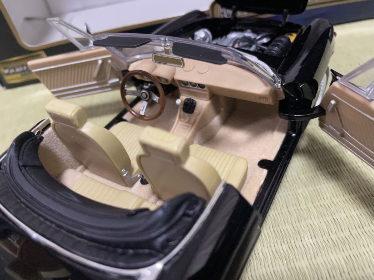 Ricko アルファロメオスパイダー Alfa Romeo Spider Veloce 2000 1/18 1&frasl;18 アルファロメオ スパイダー 1&frasl;18スケール アルファスパイダー（アルファロメオ）の歴代モデル・グレード別 Q4（4WD