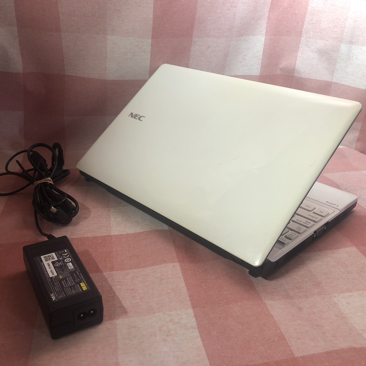 CMOS電池交換要 最新OS Windows11Pro ノートPC NEC LaVie G PC-GL132A6AR Core i3 メモリ4GB  HDD320GB (12インチ～)｜売買されたオークション情報、Yahoo!オークション(旧ヤフオク!) の商品情報をアーカイブ公開 -  オークファン（aucfan.com）