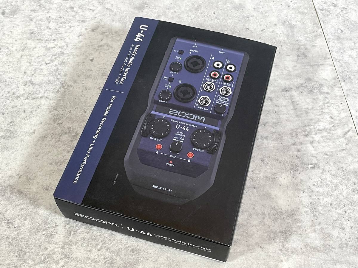 美品】ZOOM U-44 オーディオインターフェイス 美ZOOMU-44 【公式通販】