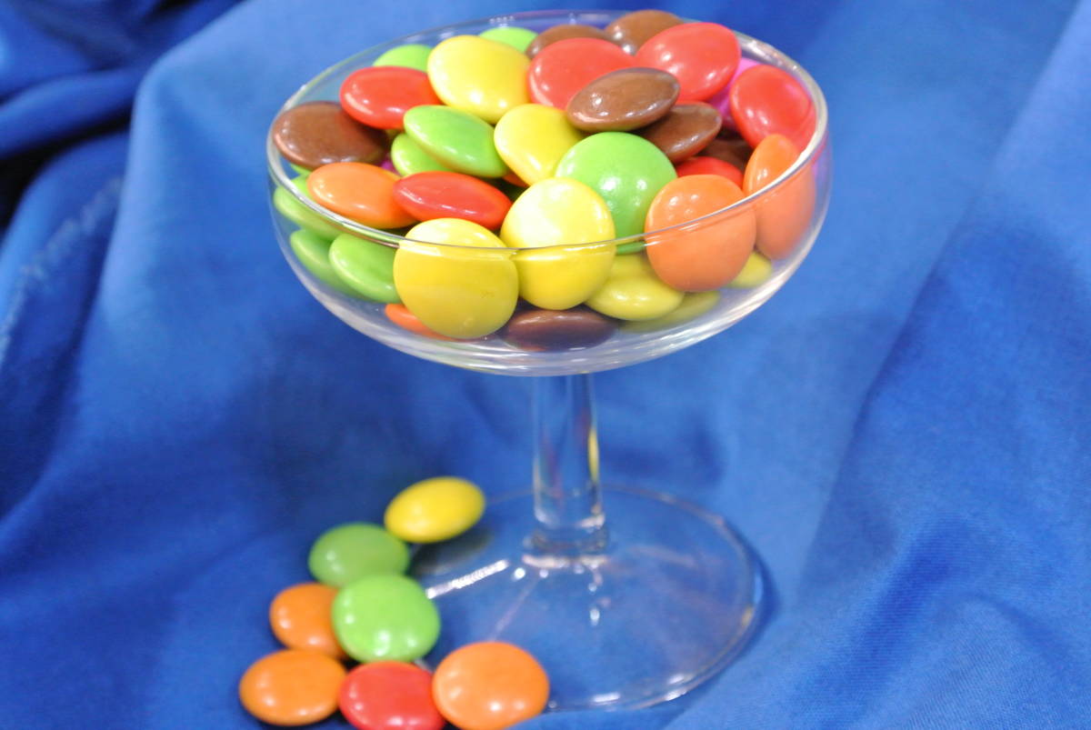 受注生産品 ミニマーブルチョコ どっさり１ｋｇ 小粒 直径１０mmの糖衣掛けカラー碁石チョコレート 人気のマーブルチョコはこれ Fkip Upy Ac Id