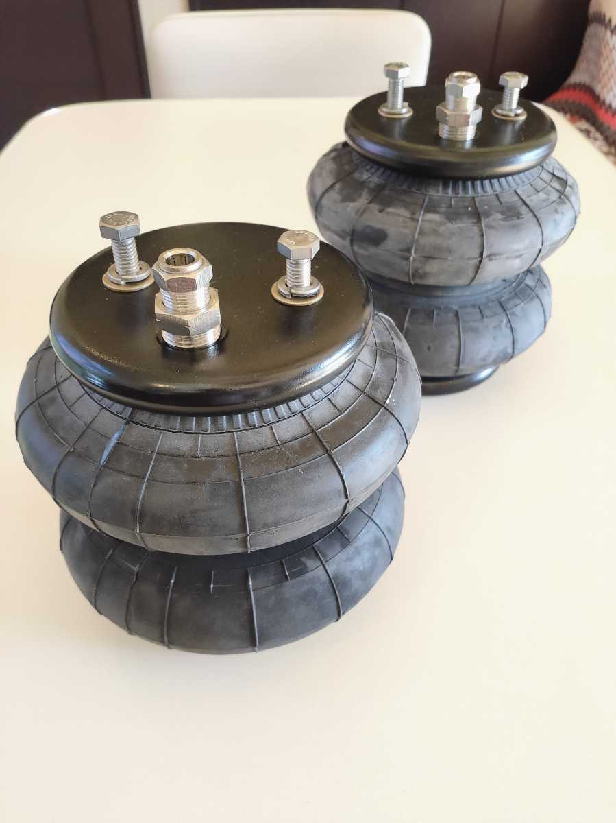 R) ノーブランド エアサス 新品 エアバック 2個！取り付けボルト付き 