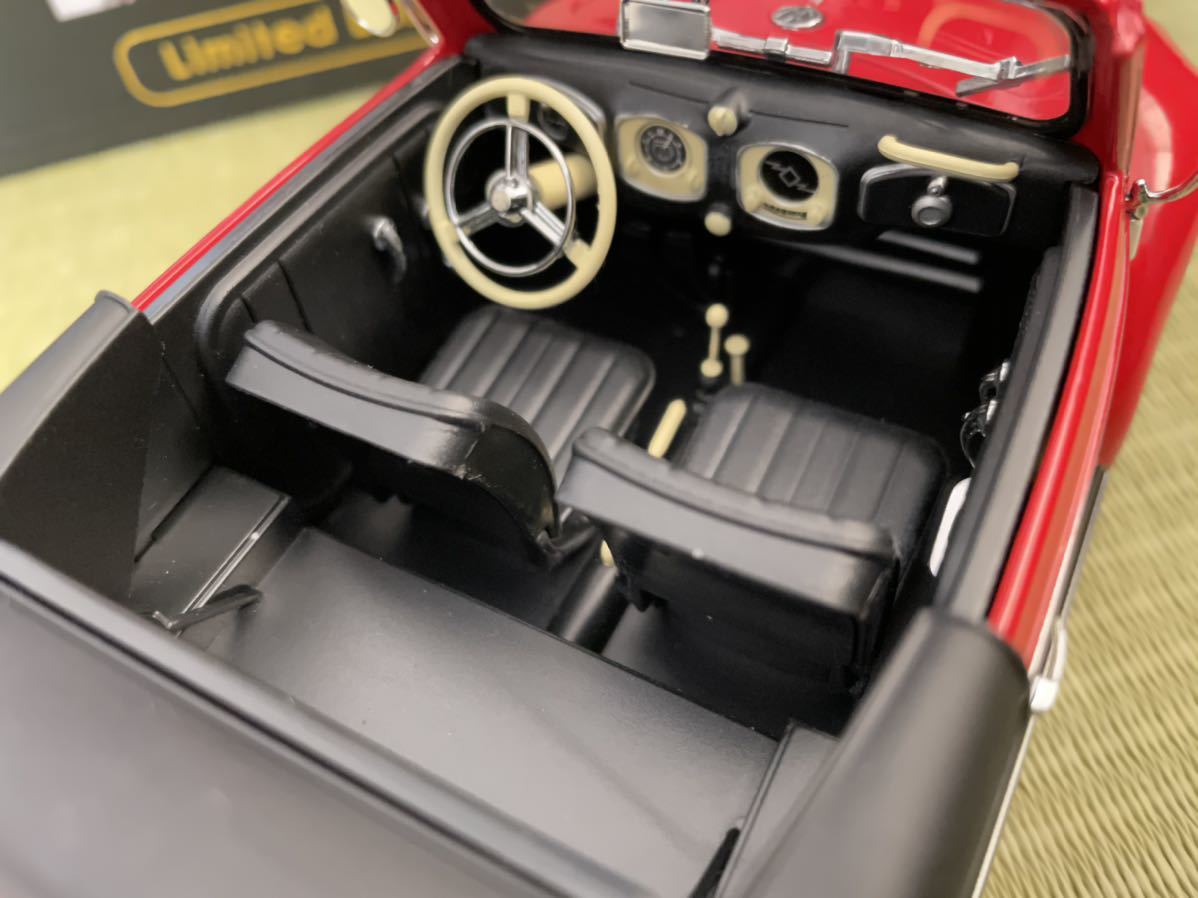 VW Coccinelle 1200 Hebmuller 1949 KK-Scale 1/18 - Miniature Neuve