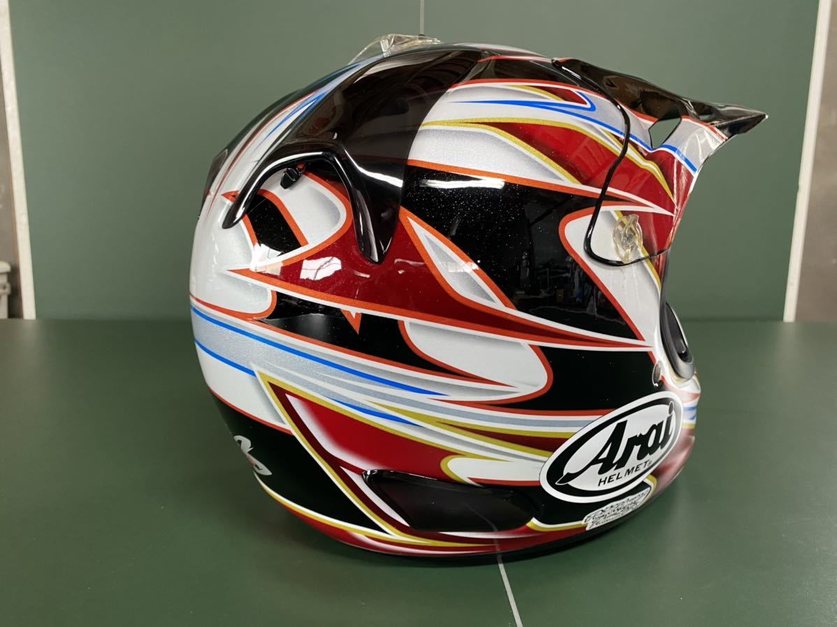 Arai アライ Vクロス3 V-Cross3 AKIRA 赤 サイズL(59・60) 成田 亮 