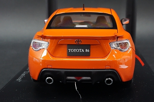 AUTOart オートアート 1/18 TOYOTA トヨタ 86 GTリミテッド 日本仕様