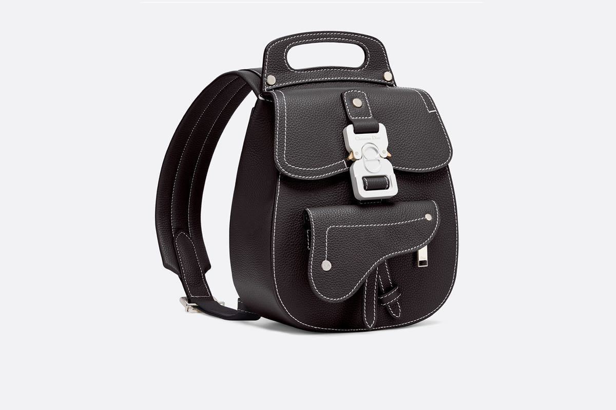 Dior サドルバック DIOR】メンズの「サドル」バッグがマキシサイズで登場