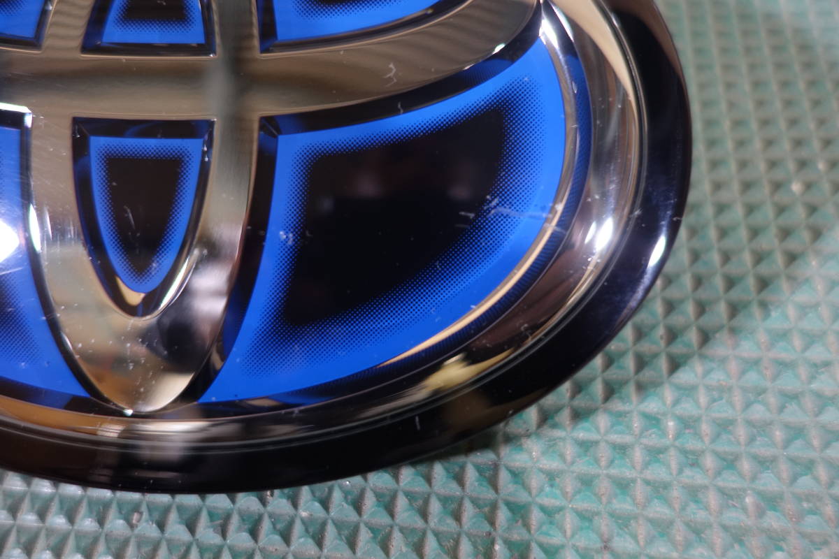 RAV4 トヨタ 純正フロントバンパー MXAA52&frasl;54&frasl;AXAH52&frasl;54 車・バイク 0 | Used]MXAA52&frasl;MXAA54&frasl;AXAH52&frasl;AXAH54 love Genuine Front bumper 型式:6AA-AXAH52｜ＲＡＶ４(トヨタ)の総合情報 MXAA52 ＲＡＶ４型式：6BA-MXAA52（トヨタ）のクルマカタログ｜中古車の トヨタ(140371)