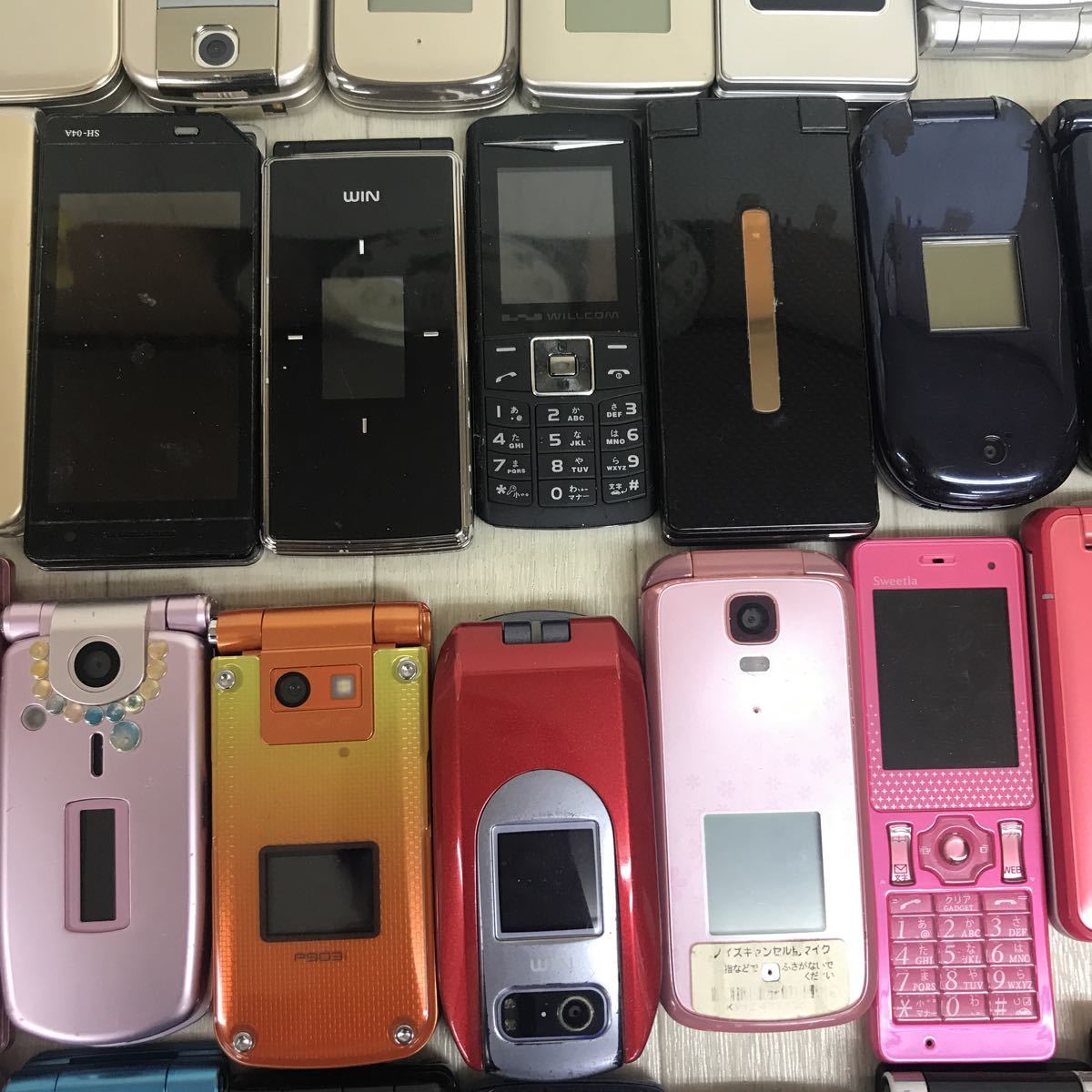 B0057 ガラケー まとめ 66点 大量 セット docomo ソフトバンク au 他