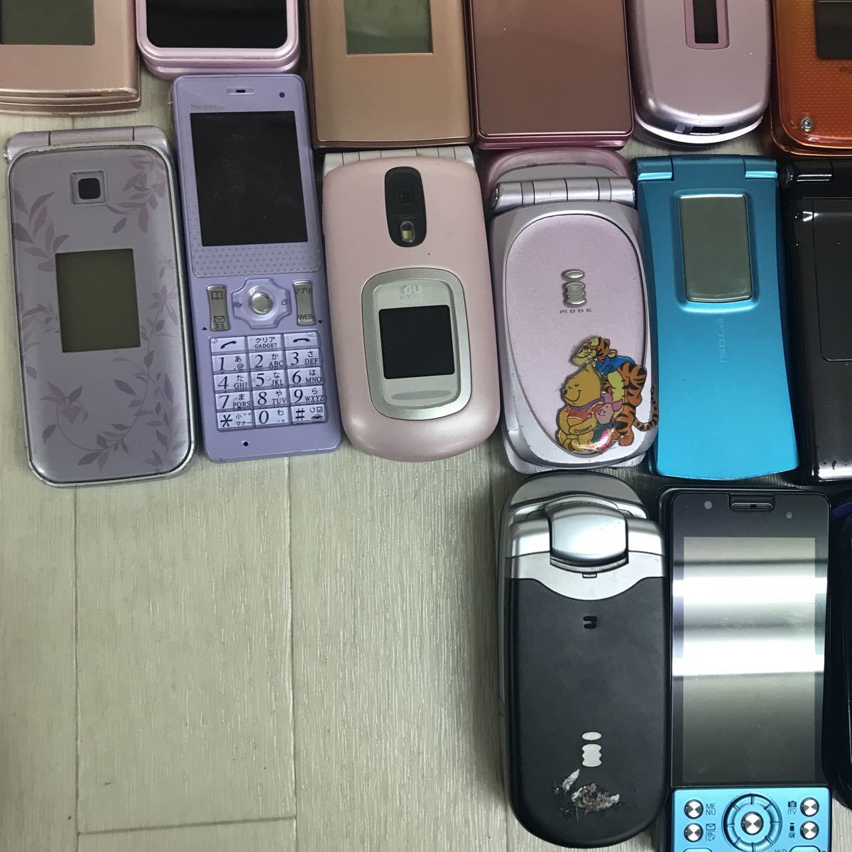 B0057 ガラケー まとめ 66点 大量 セット docomo ソフトバンク au 他