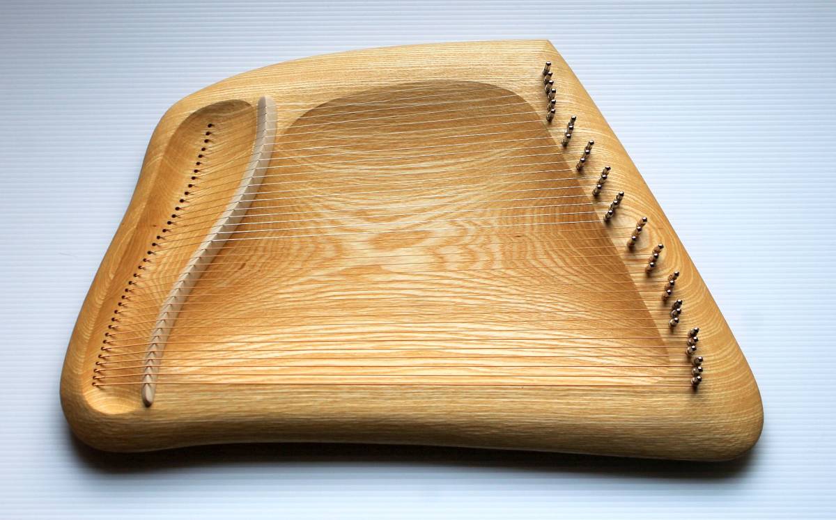 ヒーリング＆セラピーのハープ「タオライアー」_1