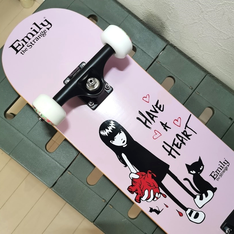Emily the Strange スケートボード コンプリート品 公式通販