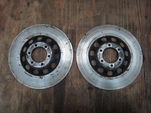 XJ400純正フロントディスクです。 XJ400純正フロントディスクです。