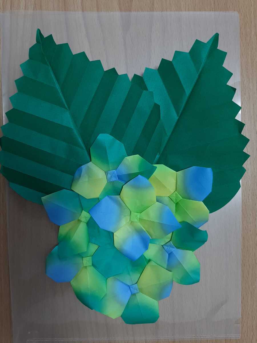 季節の壁面飾り ハンドメイド 紫陽花 あじさい 折り紙 梅雨 ５月 ６月 施設 デイサービス 保育園 壁飾り 折り紙 千代紙 売買されたオークション情報 Yahooの商品情報をアーカイブ公開 オークファン Aucfan Com