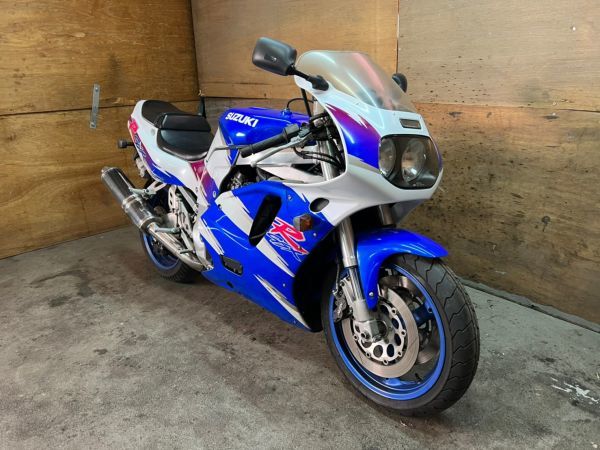 スズキ GSX-R750 GR7 動画あり 1スタ (検 Ninja インパルス GT