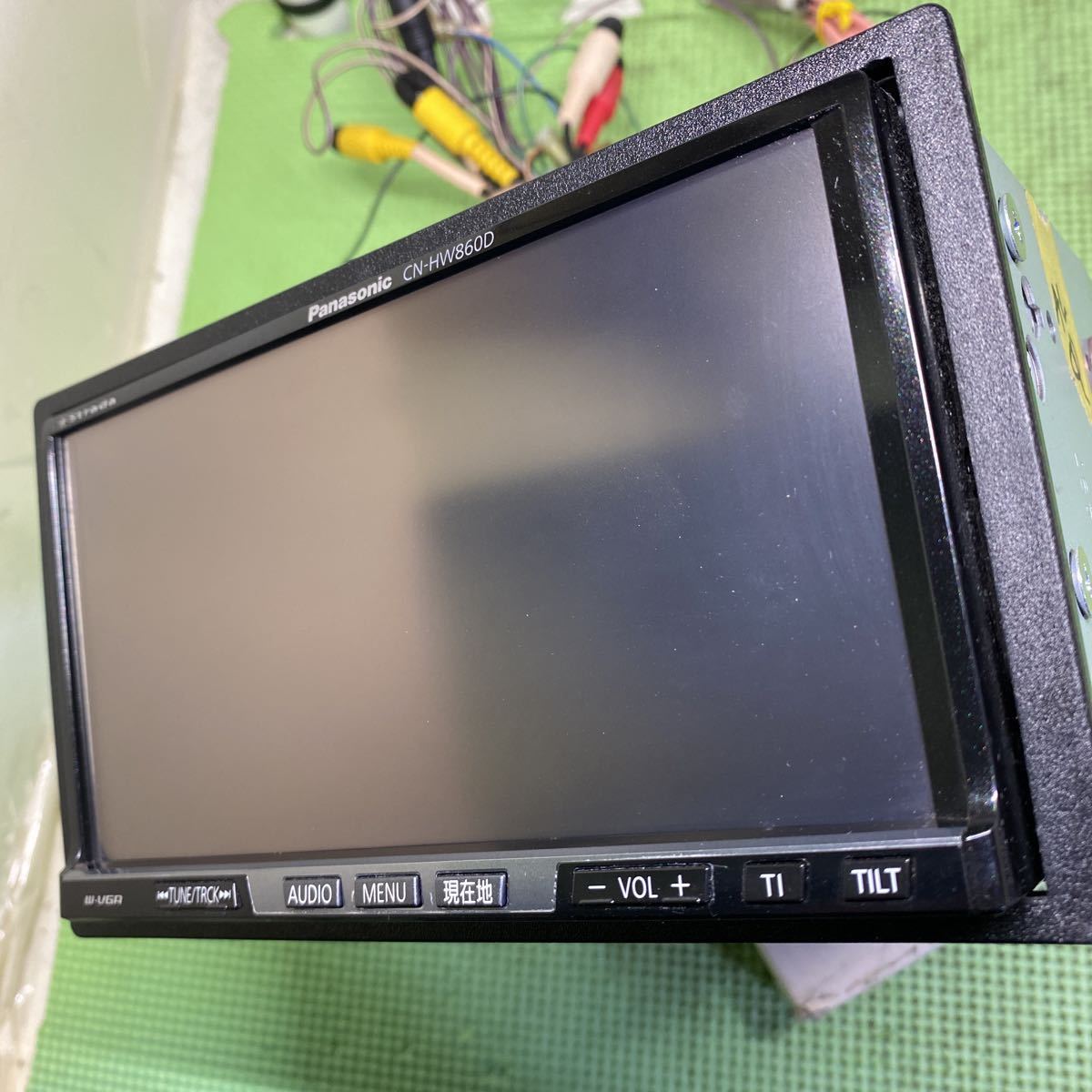 パナソニック　ストラーダ　CN-HW860D　 HDDカーナビ　らくらく パナソニック ストラーダ7型HDDナビ☆CN-HW860D☆CD/DVD/4×4フルセグ地