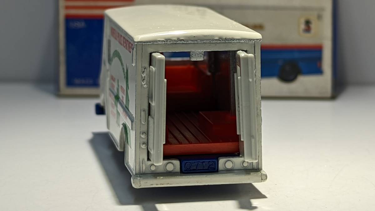 ☆トミカ青箱 F53 ダッジウォークスルーバン 日本製 箱有 外国車