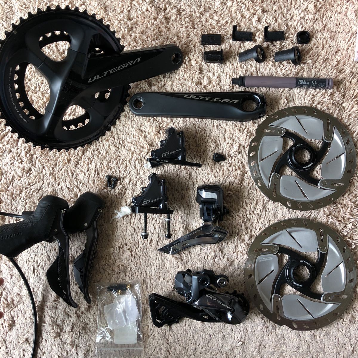 【左極美品右傷あり】SHIMANO アルテグラ ULTEGRA ST-R8070 SHIMANO ULTEGRA シマノ アルテグラ ST-R8070 BR-R8070 FD-R8050-F RD
