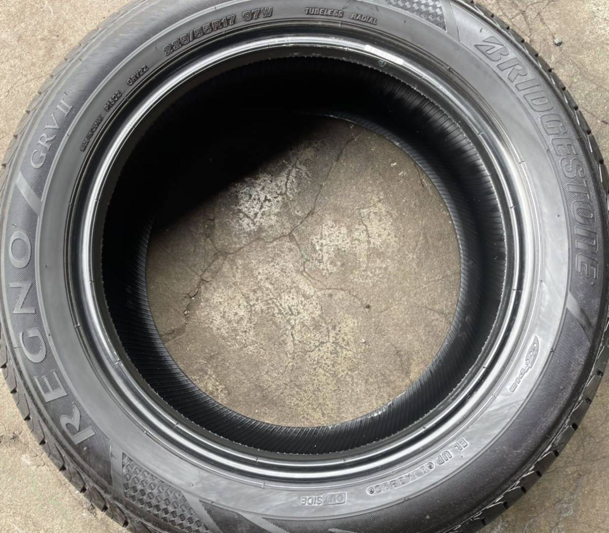 ブリヂストン REGNO BRIDGESTONE 225&frasl;55R17 97W grv2 97wの通販 225／55r17 regno | GRVII タイヤの通販 販売と - 4本 215⁄55R17