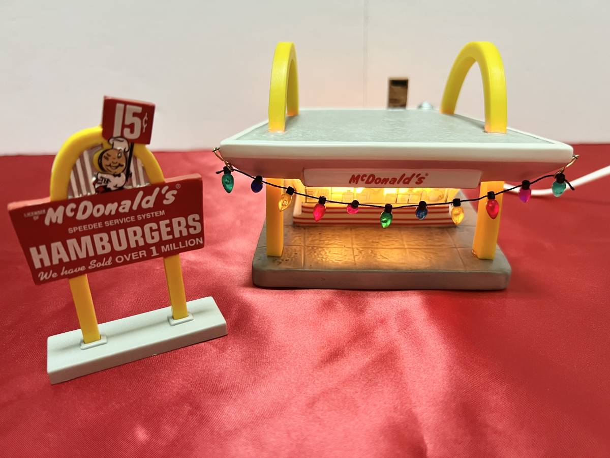 極美品♪ レア】マクドナルド ライトアップ 店舗 ジオラマ模型 看板付属