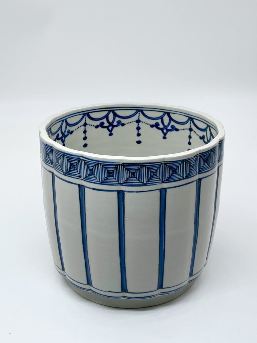 2637 川瀬満之作　染付花鳥文　水指　共箱　茶道具 茶道具】【川瀬満之】祥瑞写 染付桶側 水指 桐共箱 栞 底部在銘 古染付