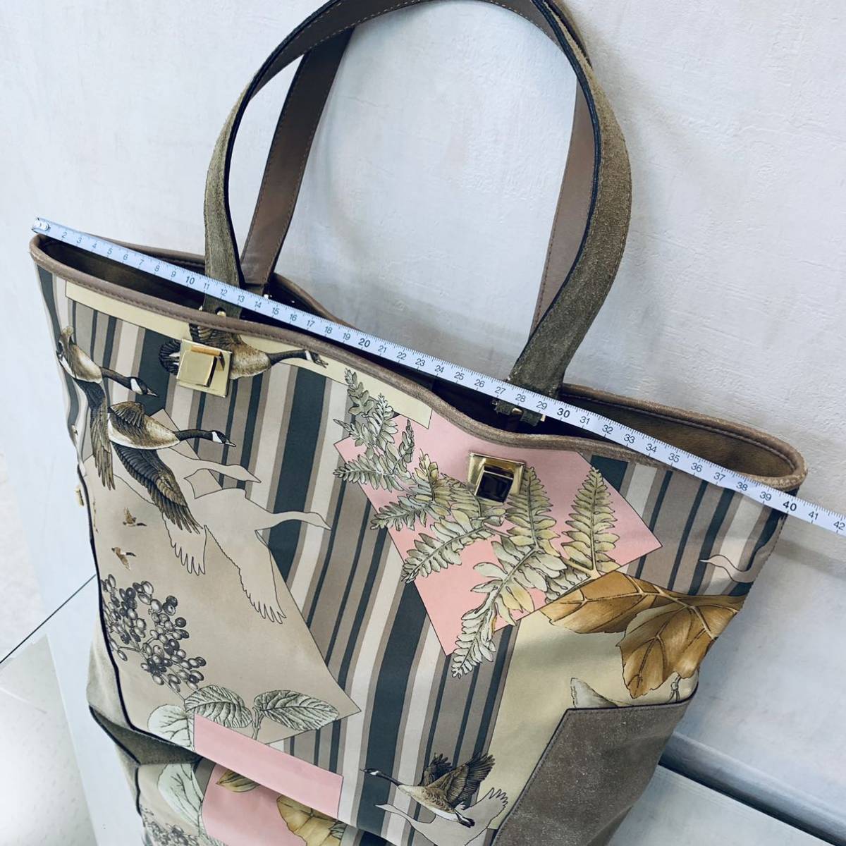 極美品 FERRAGAMO フェラガモ ショルダートート ビジネスバッグ A4 