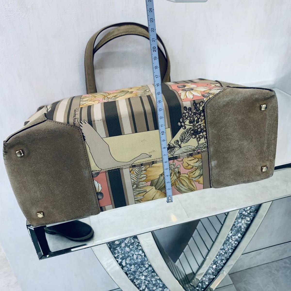極美品 FERRAGAMO フェラガモ ショルダートート ビジネスバッグ A4 