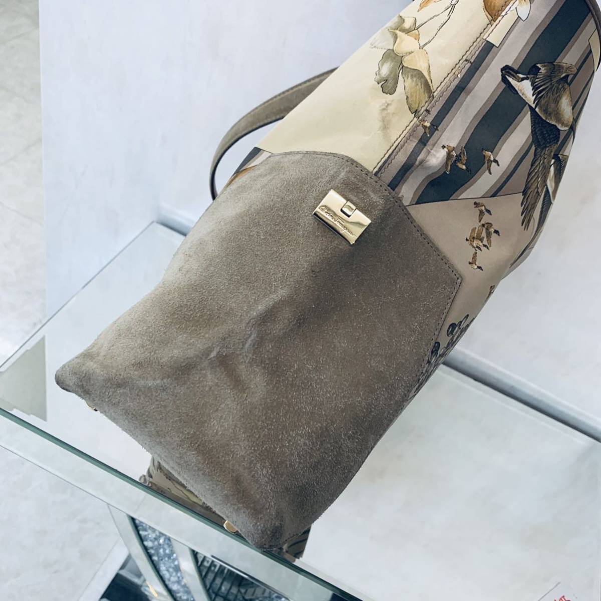極美品 FERRAGAMO フェラガモ ショルダートート ビジネスバッグ A4 