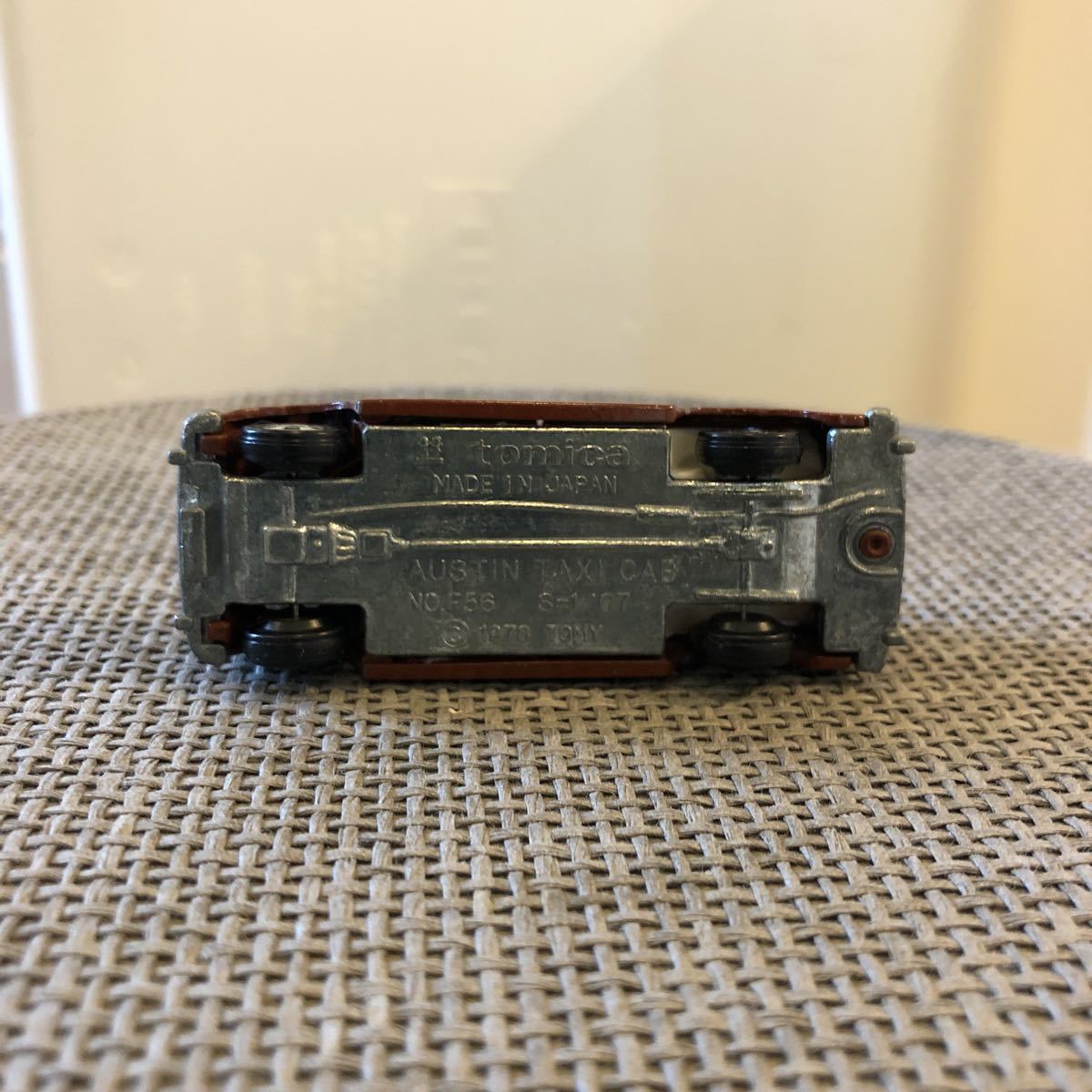 トミカ　オースチンタクシー　茶色　タントハウス_6