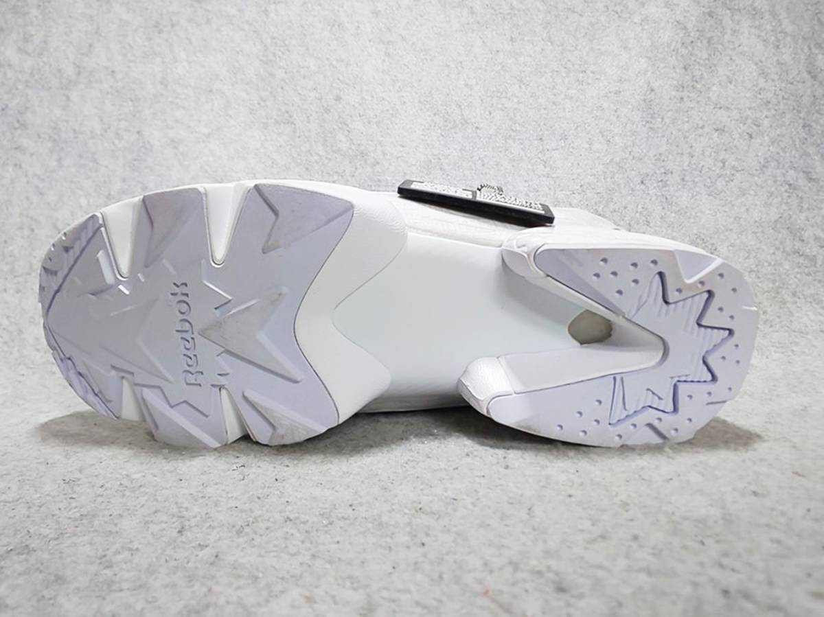 新品 リーボック インスタポンプフューリー ブラックアイパッチ 27.5cm 