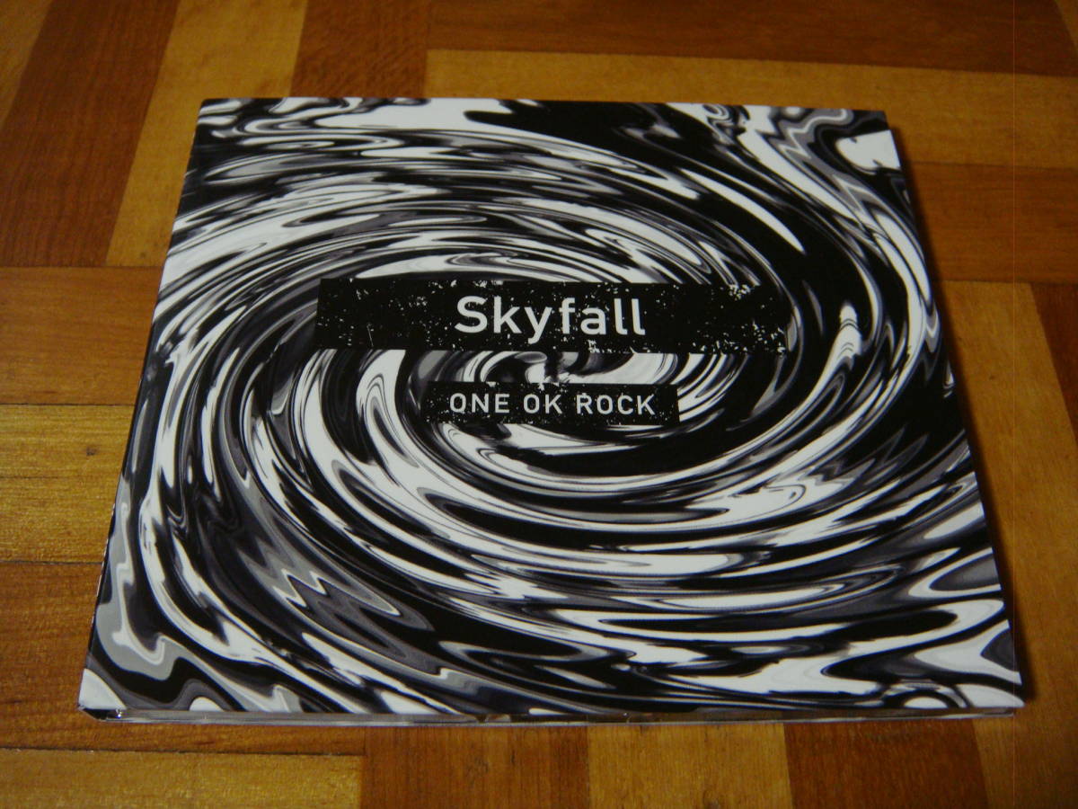 ツアー会場限定販売 ONE OK ROCK「Skyfall」ワンオクロック 会場限定盤