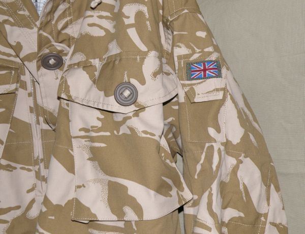 イギリス軍 コンバット スモック WINDPROOF デザートDP サイズ180/96