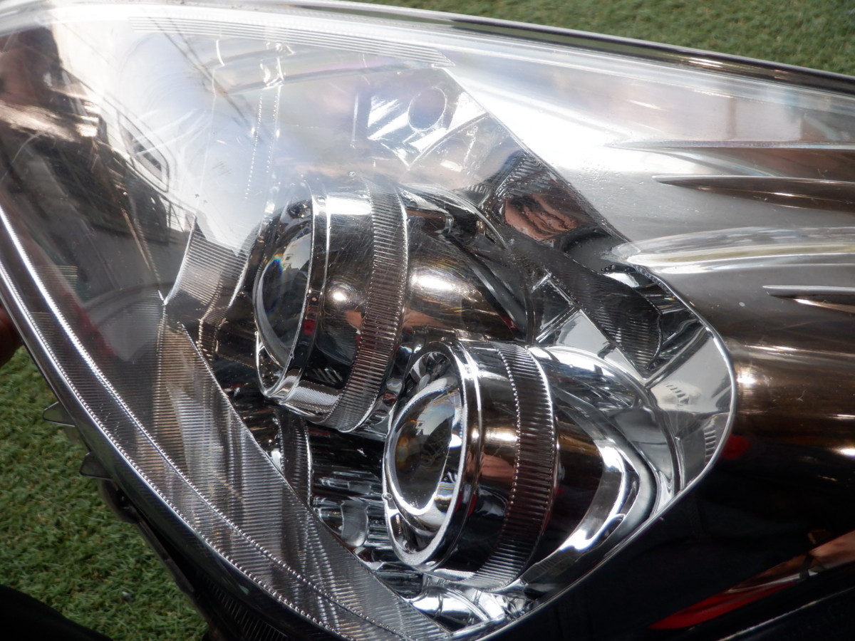 ZVW41 プリウスアルファ S H23年式 純正 LED ヘッドライト 右 KOITO 47