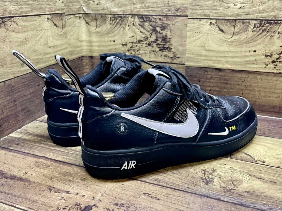 名機降臨 衝撃のコレクション 不動の名作 ナイキ エアフォース1 07 高級ローカットレザースニーカー ブラック ホワイト 26 5cm 26 5cm 売買されたオークション情報 Yahooの商品情報をアーカイブ公開 オークファン Aucfan Com