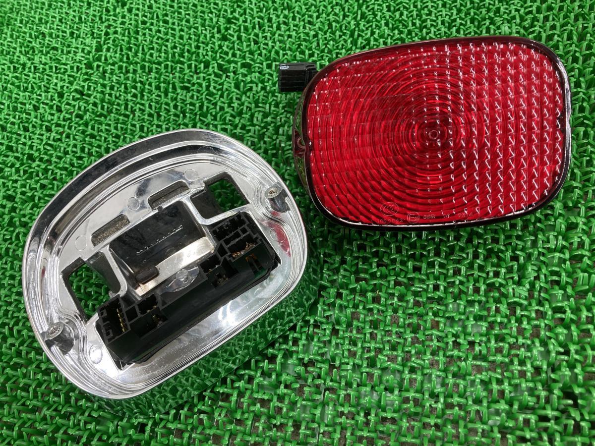 鏡台 FLHTC1580 テールランプ 6918703/68066-99 ハーレー 純正 中古 バイク