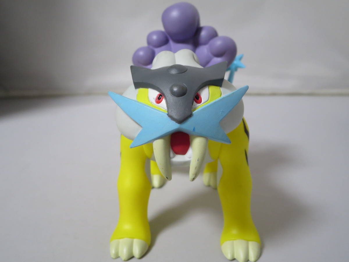 ロ ポケモンデラックスフィギュアコレクション 3体セット エンテイ 