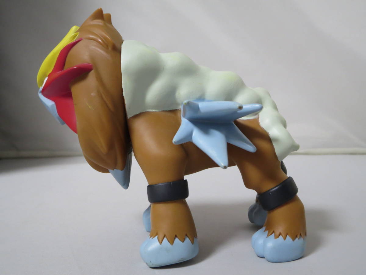 ロ ポケモンデラックスフィギュアコレクション 3体セット エンテイ 