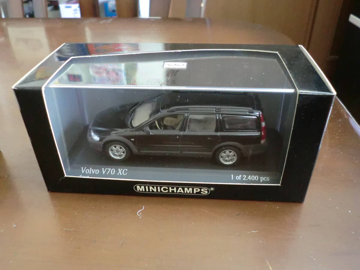 1/43 ミニチャンプス ボルボ V70 XC 2000 ブラック Minichamps Volvo 