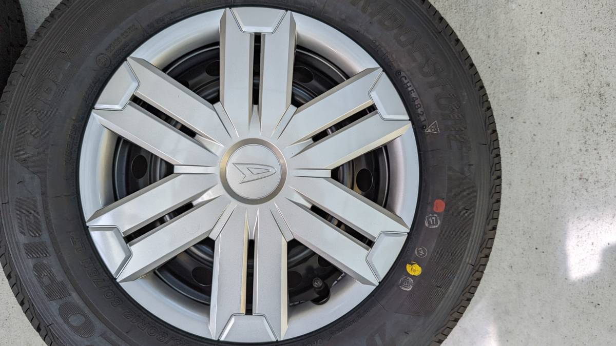 ダイハツアトレーホイール タイヤ 4本セット 新車外し 不用心 145/80R12