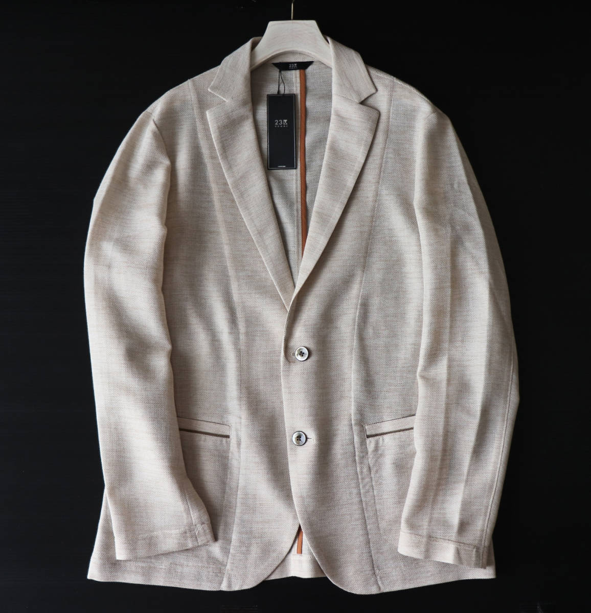 新品タグ付き【23区HOMME オム】軽量 清涼感 春夏 カラミ織り2Bジャケット 薄ベージュ 48(L) v402