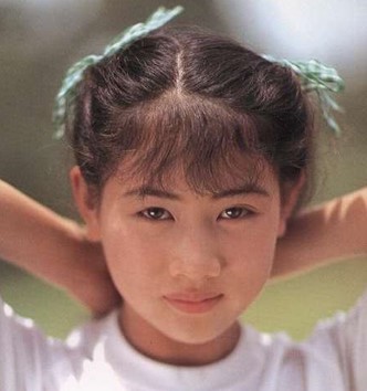 【新作，HOT】 Misaki 写真集 Whisper of the wind(複数被写体)｜売買されたオークション情報、yahooの商品情報をアーカイブ公開 - オークファン 複数被写体