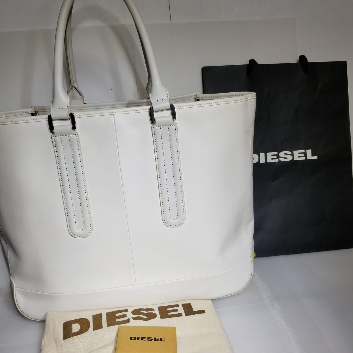 ほぼ未使用□ DIESELディーゼル□DIESEL □ワンショルダーバッグ 