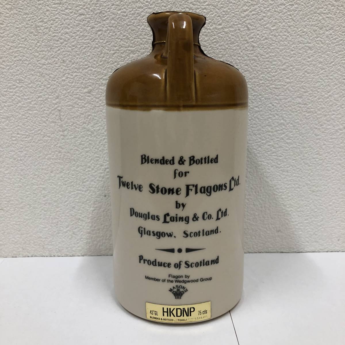 USQUAEBACH/ウシュクベ】 スコッチウイスキー 陶器ボトル 750ml 43