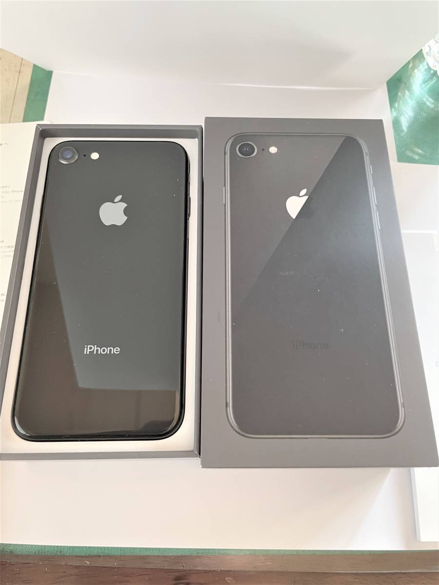 Apple iPhone 8 スペースグレー　64GB　美品　バッテリー100％ 美品・中古品 iPhone 8 Apple アイフォーン スペースグレイ黒 64GB