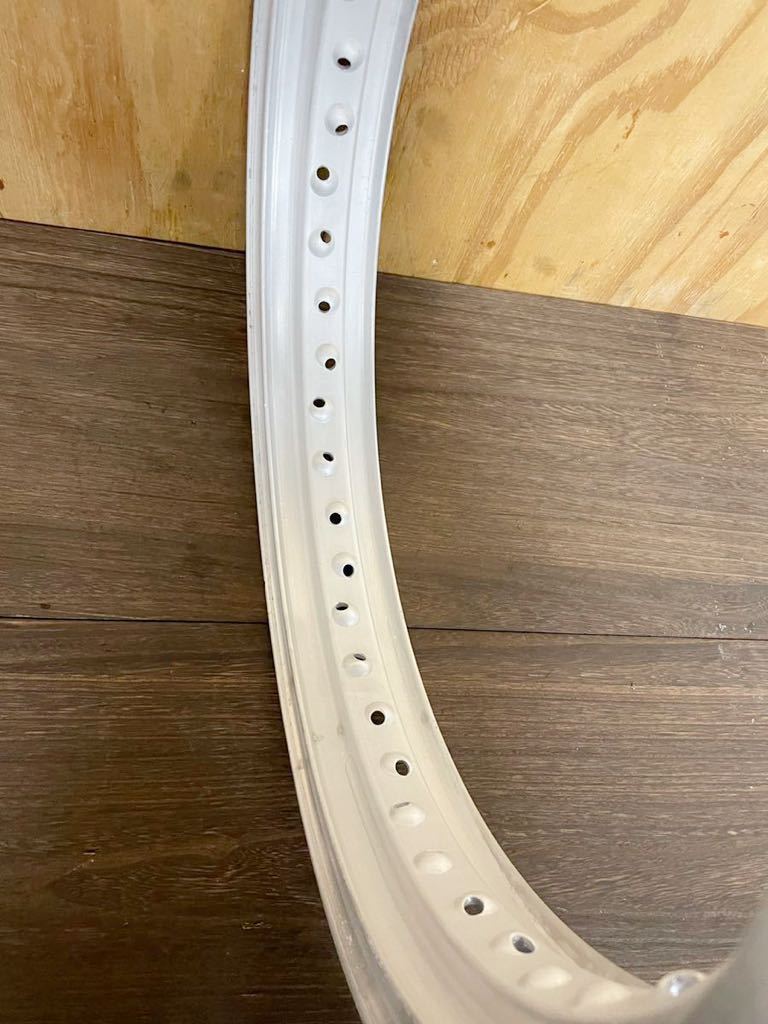 ★当時物 ボラーニ Hリム 19インチ ハーレー純正 40穴 アイアン ショベル パン ナックル ボバー チョッパー ボラーニ Hリム 19インチ xlch アルミ Reverb-ハーレーパーツの専門店