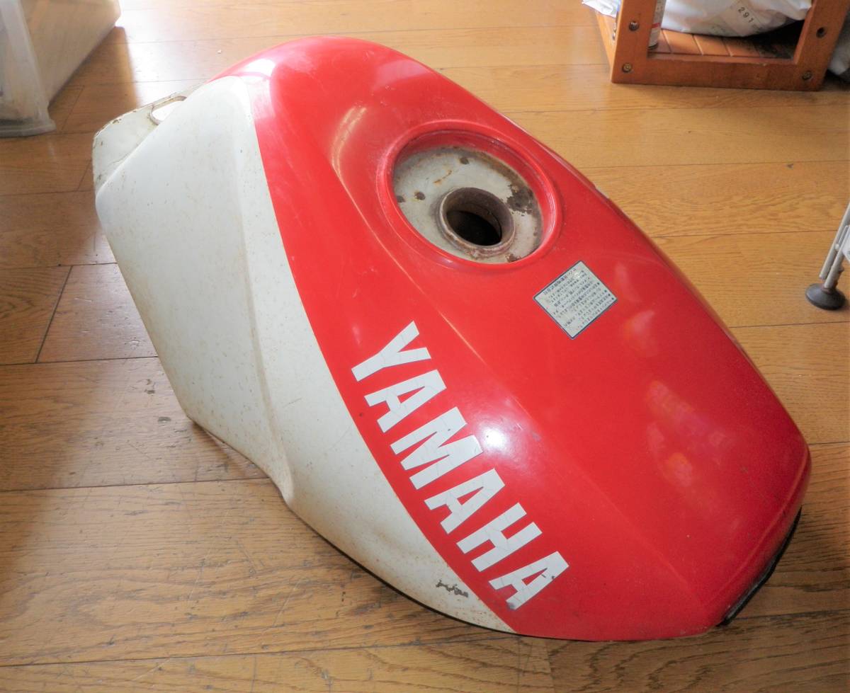 TZR250 1KT ガソリンタンク 燃料タンク ヤマハ 1kt - tzr250 塗装後未