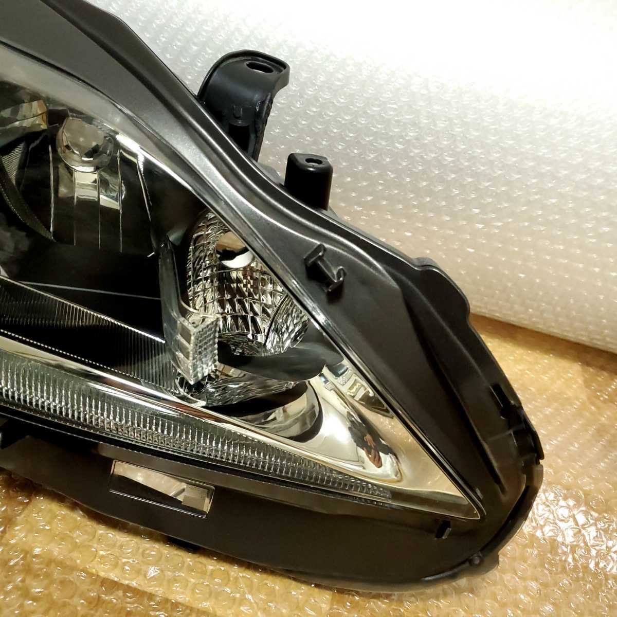 希少 CT200h 純正 LED 右 ヘッドライト レクサス CT ZWA10 運転席側 