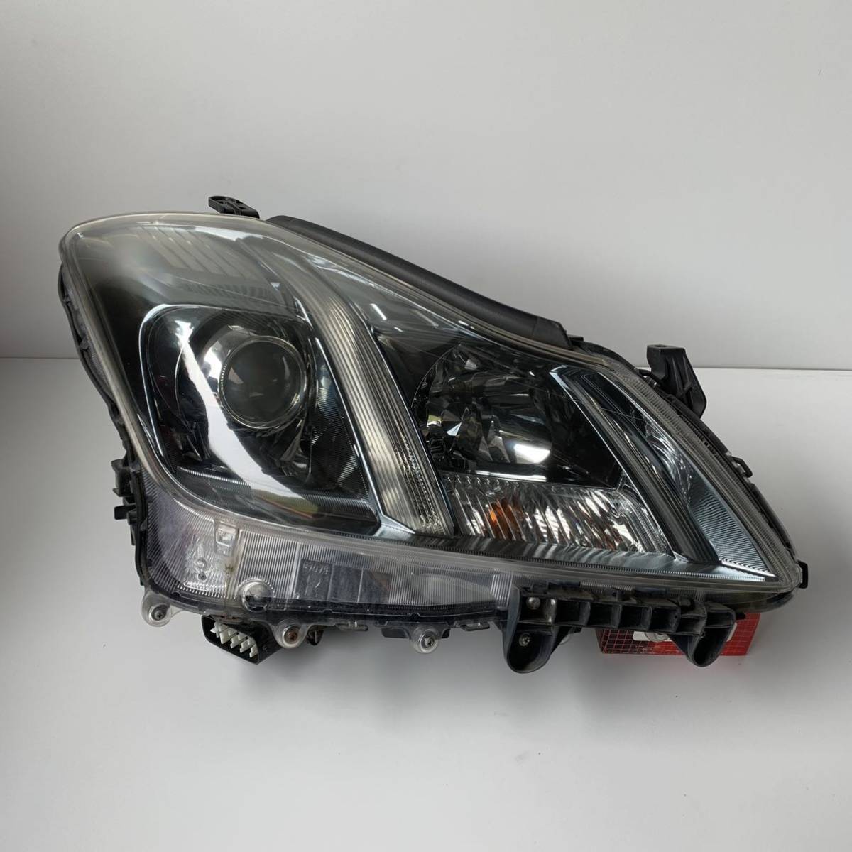 新作，本物保証 クラウン アスリート GRS200 GRS202 GRS204 右 HID ヘッドライト 純正 刻印 B HCHR-686(ヘッドライト)｜売買されたオークション情報、yahooの商品情報をアーカイブ公開 - オークファン トヨタ用