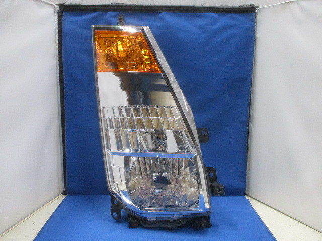 正規品 日産 アトラス F24 右ライト/右ヘッドライト ハロゲン 純正 ICHIKOH 1797 225132(ヘッドライト)｜売買されたオークション情報、yahooの商品情報をアーカイブ公開 - オークファン 日産用