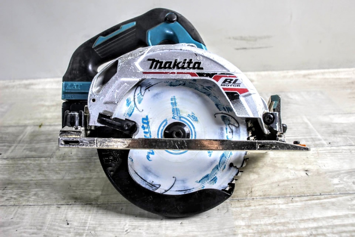 通販の【公式】 No.1882 MAKITA マキタ HS631D 18V 165mm充電式