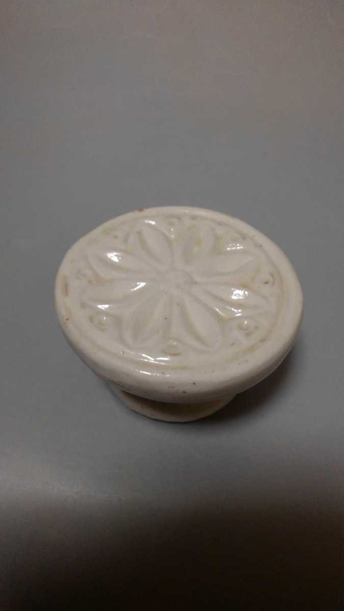 李朝 白磁 餅型 李朝白磁櫛目紋餅型』 菓子型 トクサル 古陶磁器 朝鮮