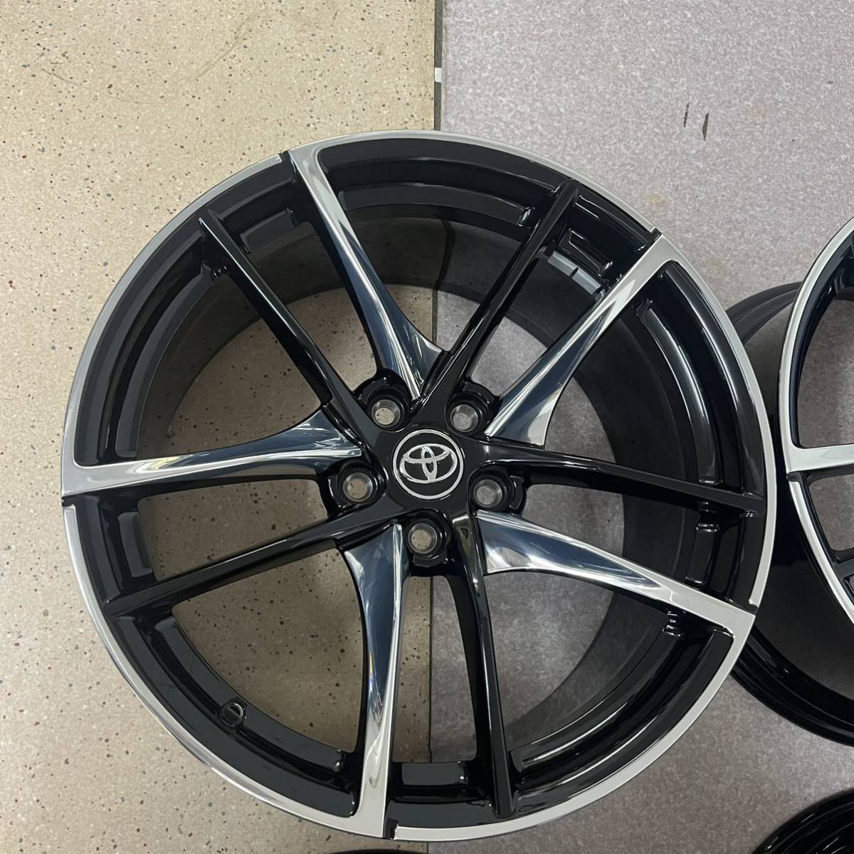 トヨタ純正(TOYOTA) GR A90 スープラ RZ純正鍛造ホイール
